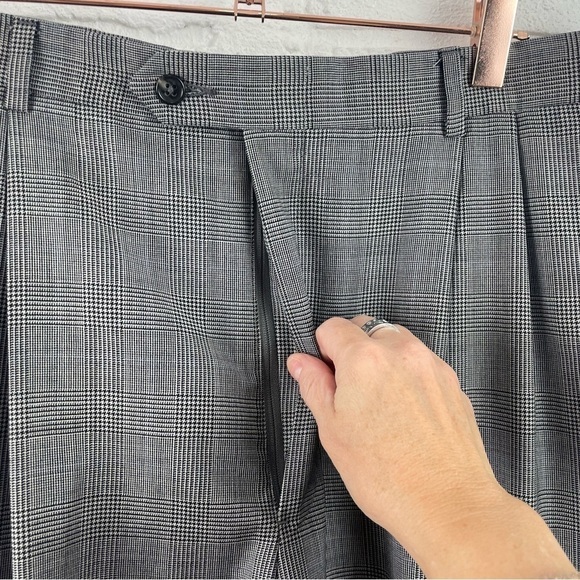 Hart Schaffner Marx Pleated Cuffed Suit Pants Gray Glen Plaid Waist 36 - Picture 4 of 11